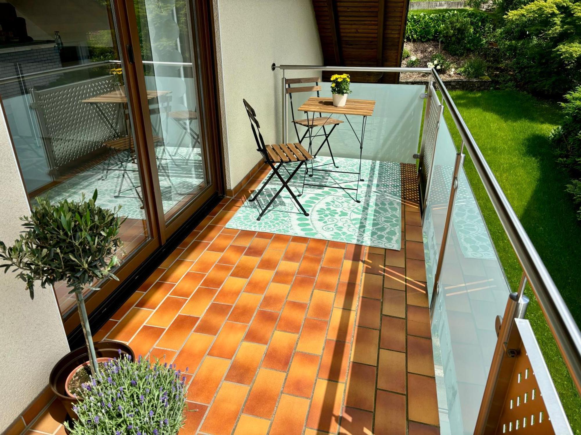 Apartment Minneburgblick Neckargerach Esterno foto